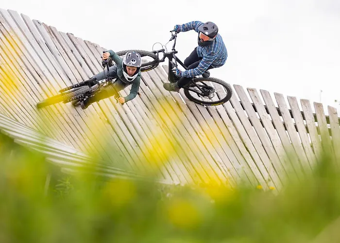 Deluxe - Center - 5 Min To Slopes - Am Kurpark - Free Parking 아파트